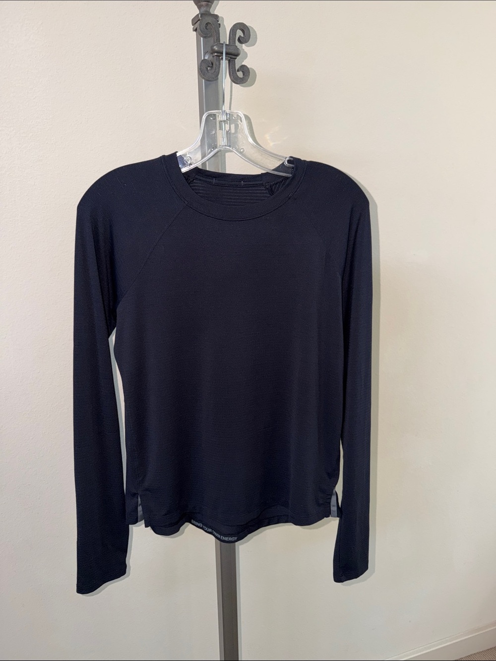 Lululemon Black License To Train Long-Sleeve Women's Performance Top Size 6 - Picture 2 of 4